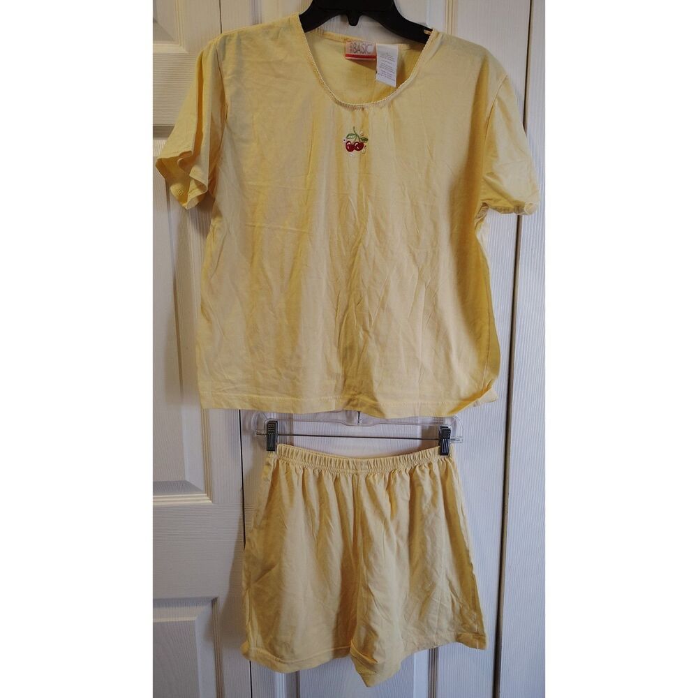 VTG Simply‎ Basic Cottage Core Women’s Pajama Set Yellow Embroidered Cherry Med
